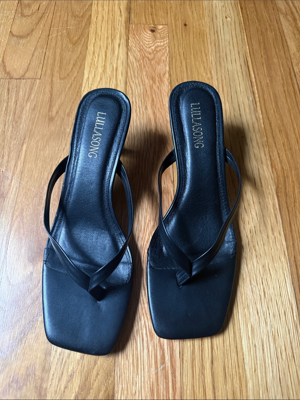 Black Square-Toe Thong Mules